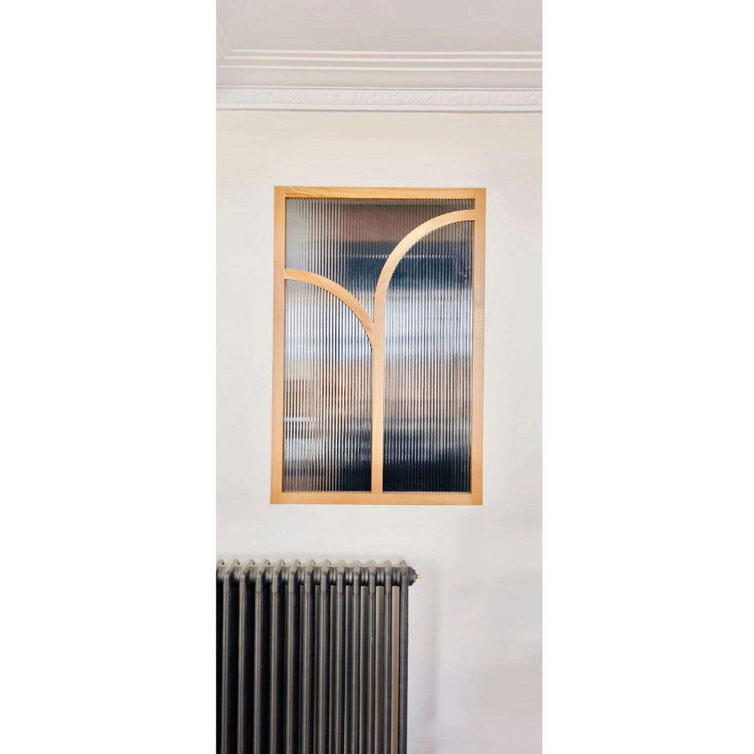 Verrière fixe en chêne clair, dessin arche et verre flûté — Paris 15