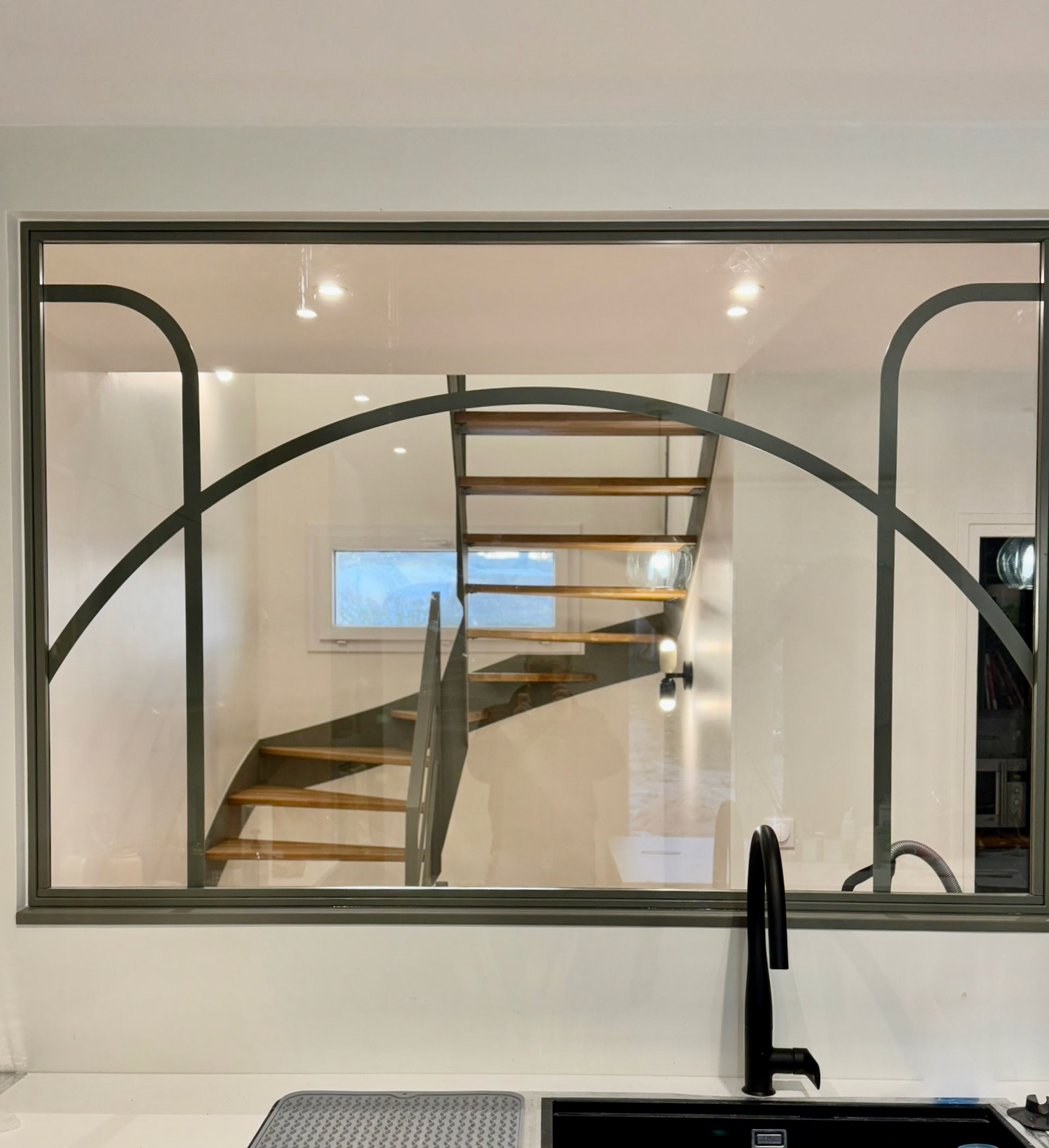 Verrière Art Déco, finition gris RAL